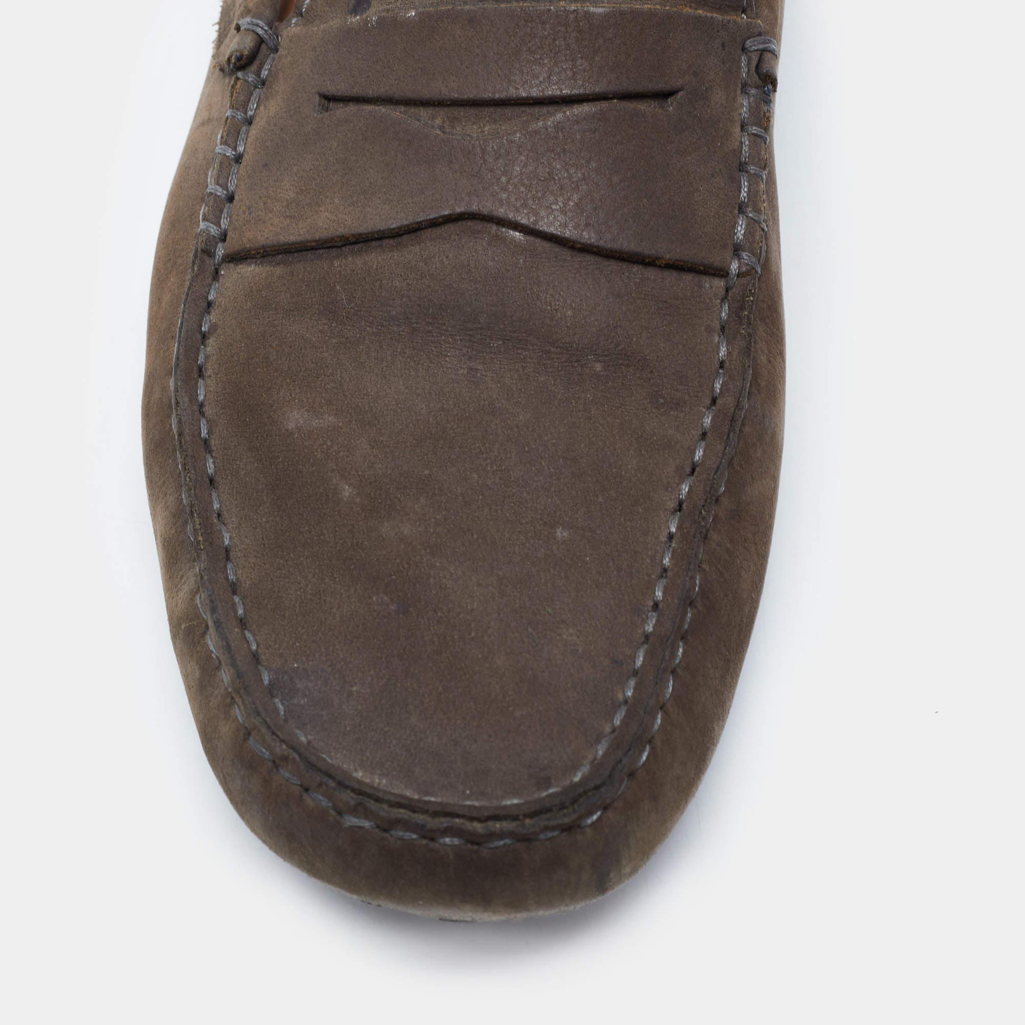 Tod's Dark Grey Nubuck Leather Gommini Loafers Size 42 For Sale 2