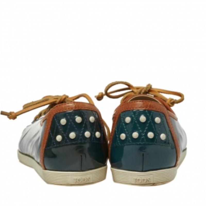 Women's Tod's Deep Green Patent Leather Lace Up Sneakers Size 38.5 For Sale