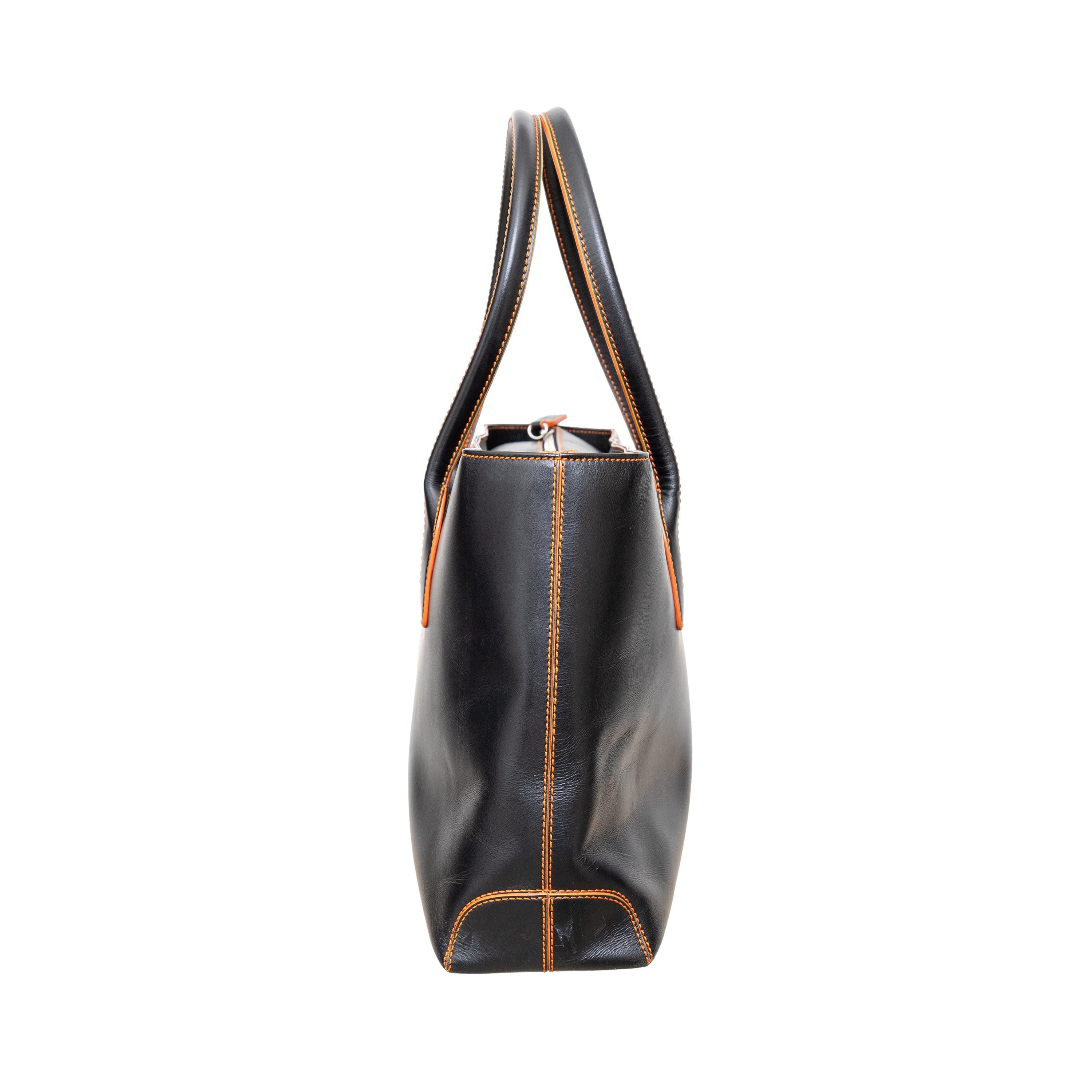 Women's Tod's Di Bag in Leather - '20s For Sale