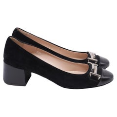 Tod's Double T Court Loafer Pumps in Black Suede