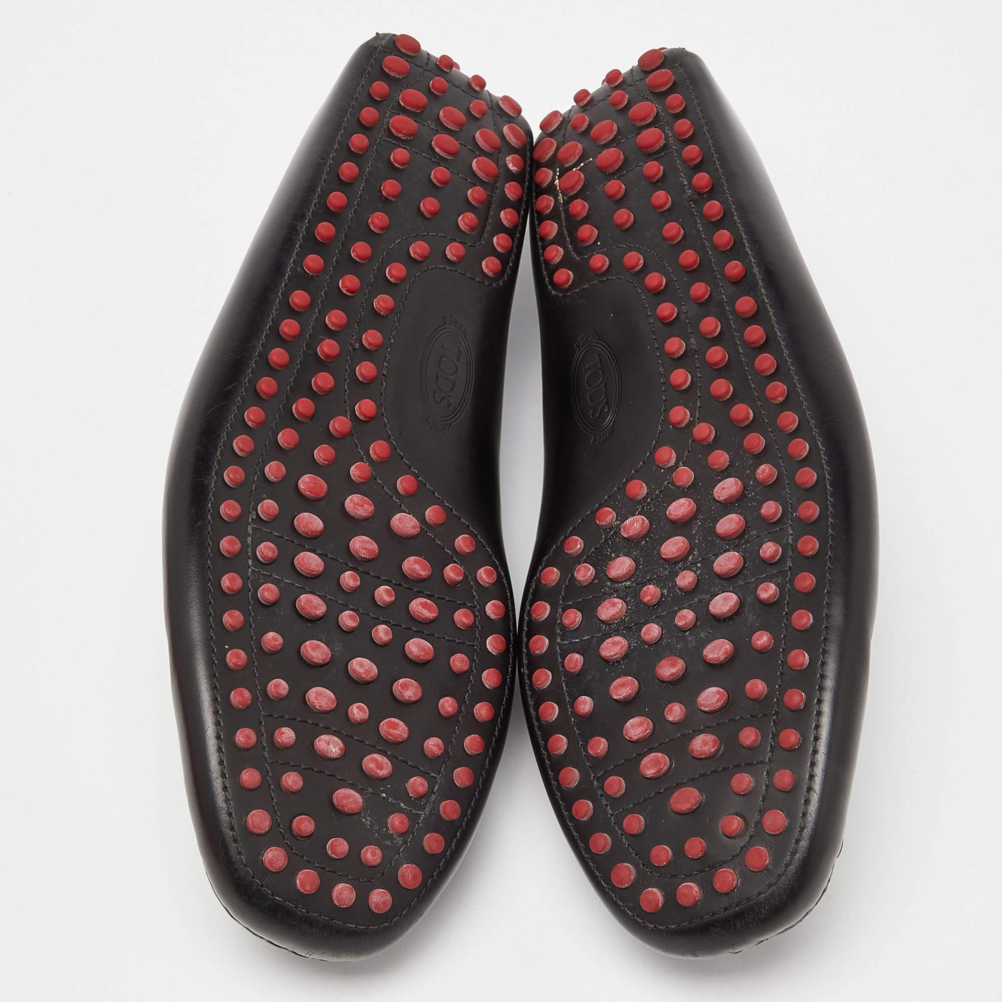 Tod's For Ferrari Black Leather Slip On Loafers Size 39.5 For Sale 2