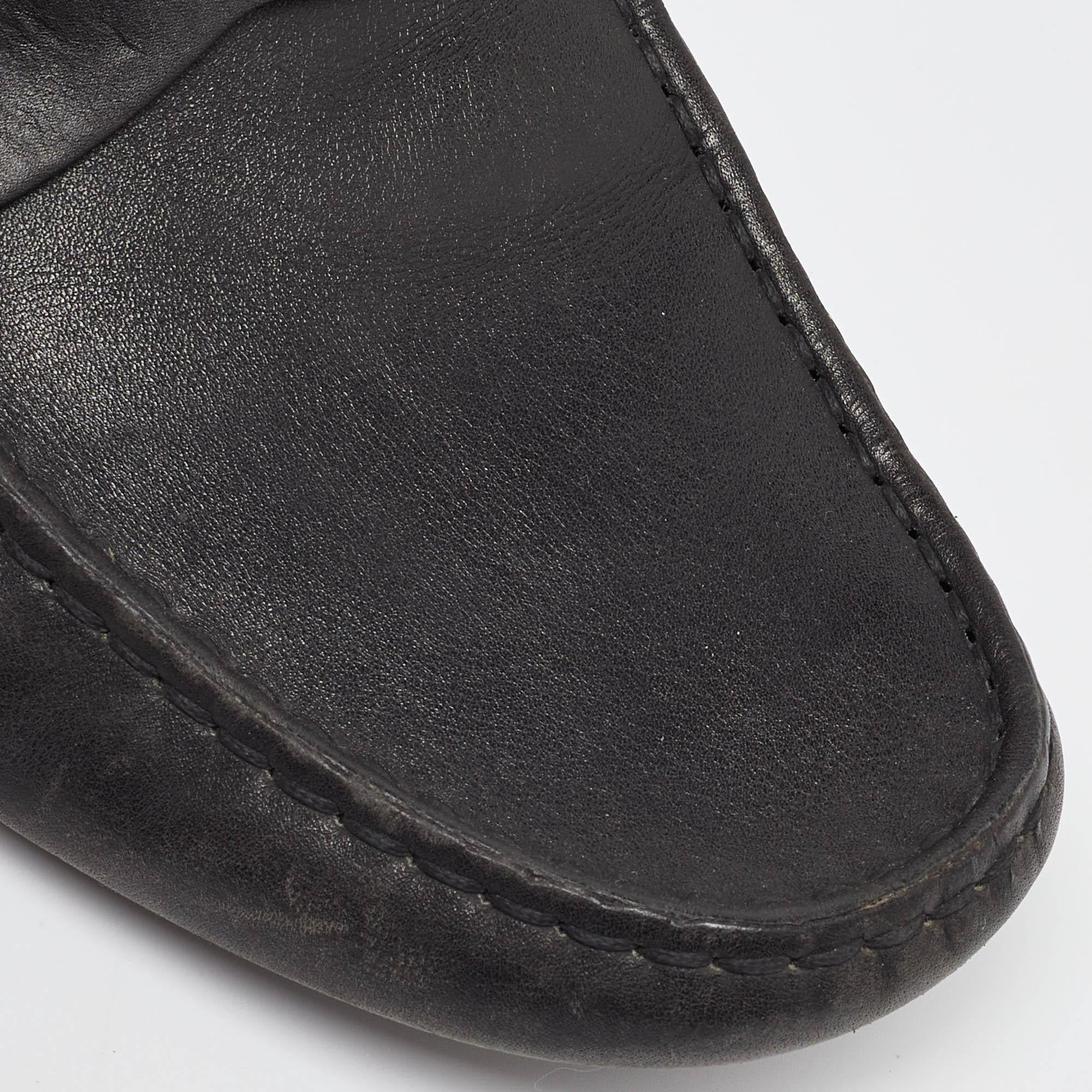 Tod's For Ferrari Black Leather Slip On Loafers Size 41 For Sale 3