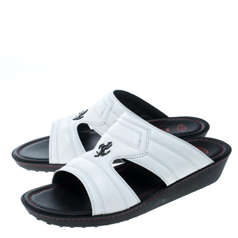 Tod's for Ferrari Limited Edition White Leather Platform Slide Sandals Size 39.5 In New Condition In Dubai, Al Qouz 2