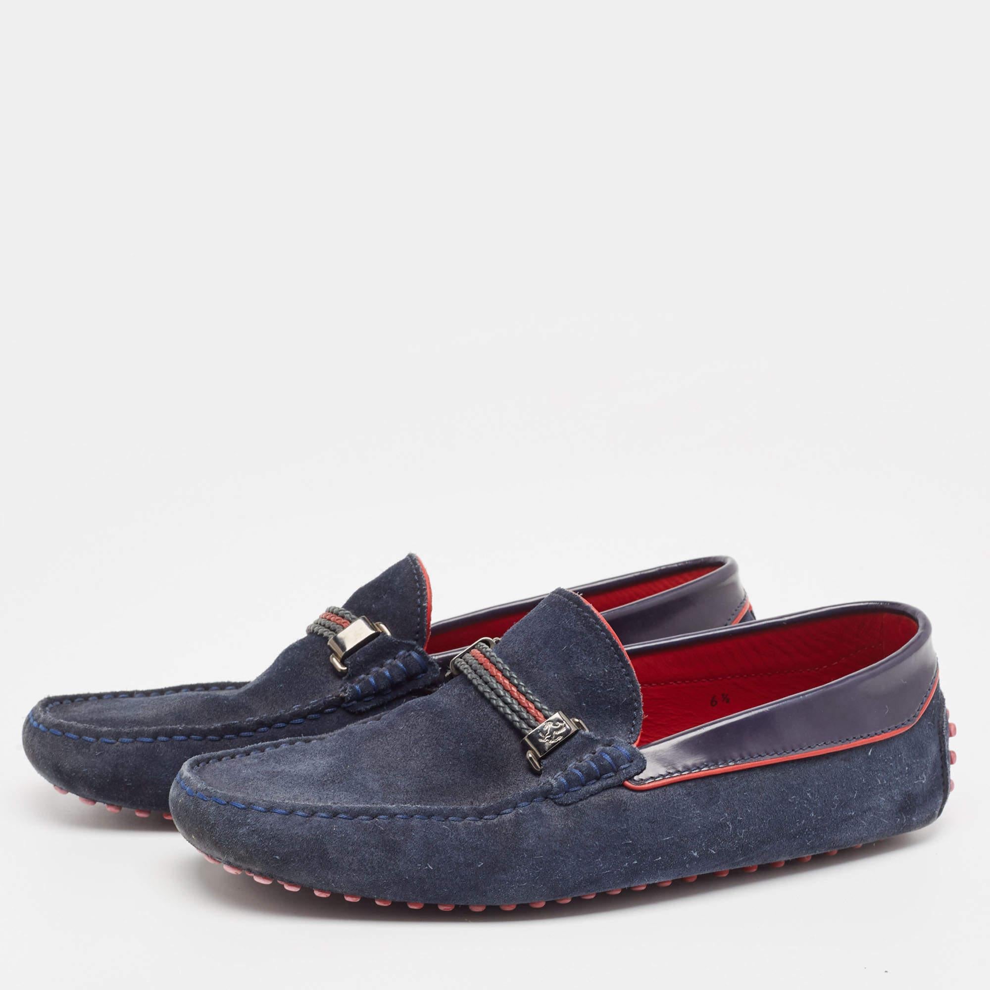 To perfectly complement your attires, we bring you this pair of loafers that speak nothing but style. The shoes have been crafted with skill and are designed to be easy to slip on. They are just the right choice to complement your fashionable side.