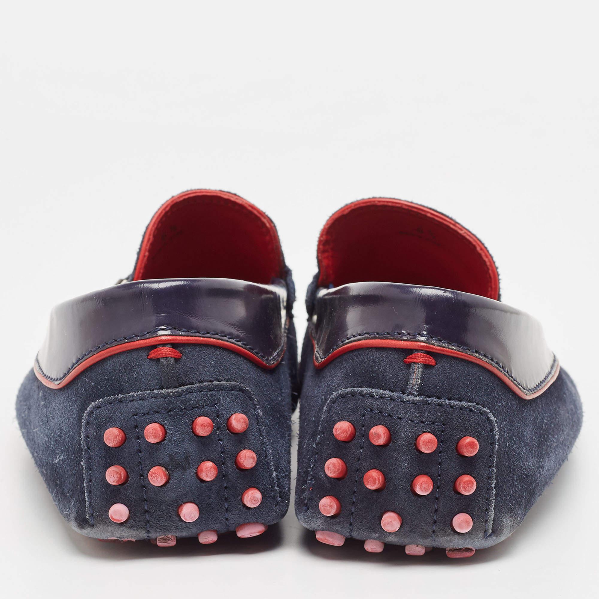 Men's Tod's for Ferrari Navy Blue Suede Slip On Loafers Size 40.5 For Sale