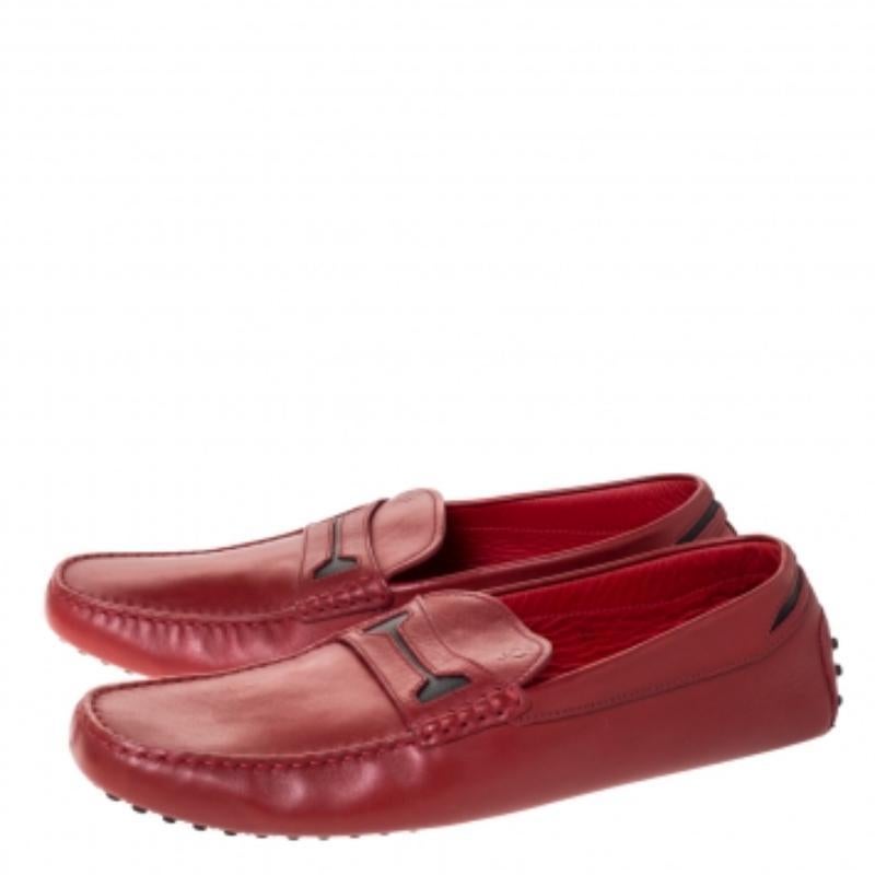Tod's für Ferrari Rotes Leder Slip On Loafers Größe 47 im Angebot 2