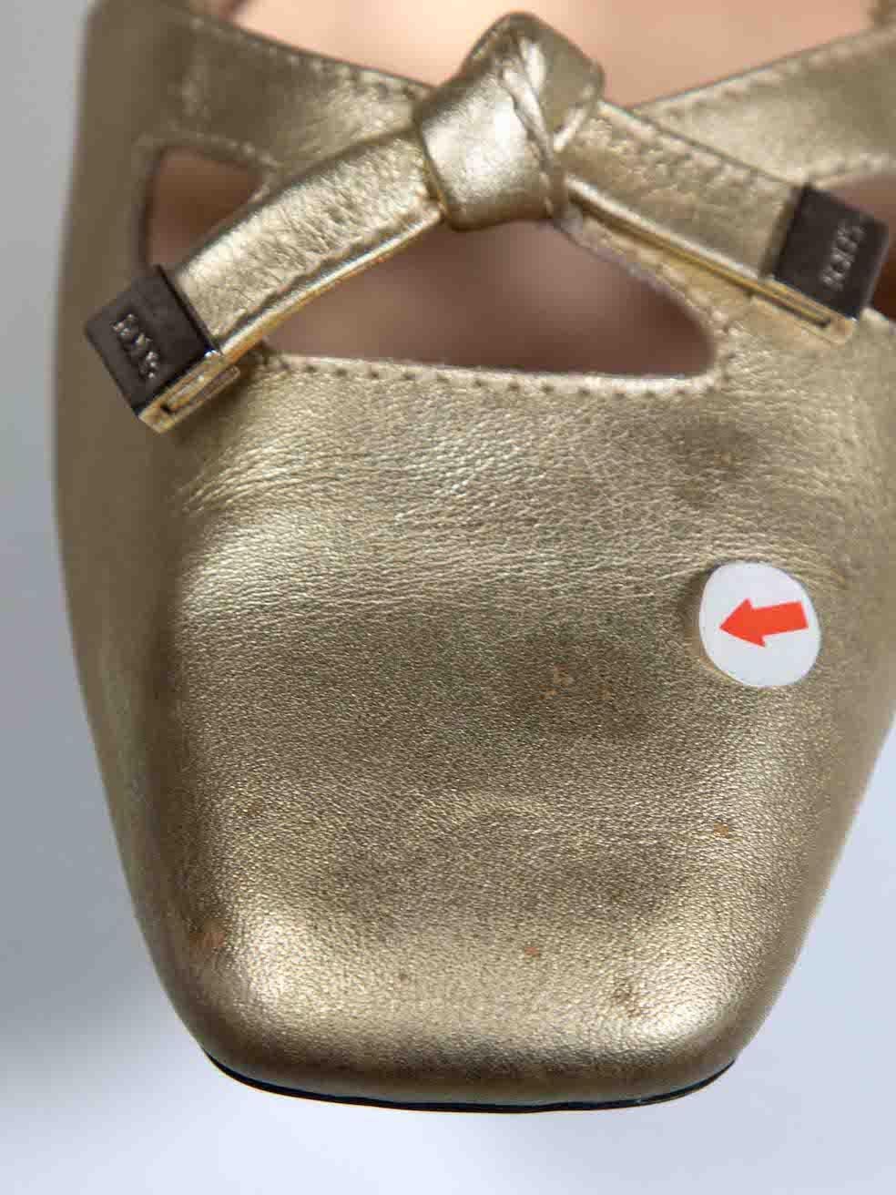 Tod's Gold Leder Cut Out Driving Schuhe mit Ausschnitt Größe IT 37,5 im Angebot 2