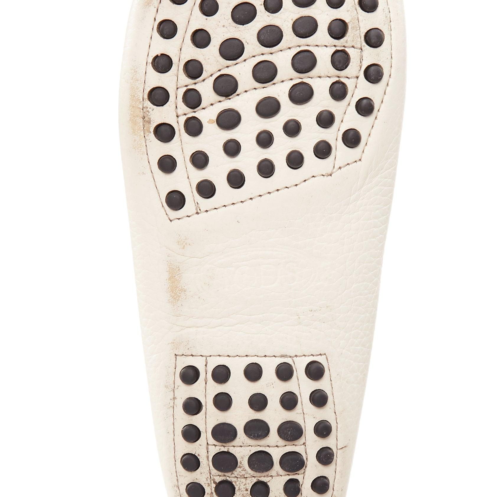 TOD'S Gommino cream textured leather black rubber studs driver shoes EU37 For Sale 5