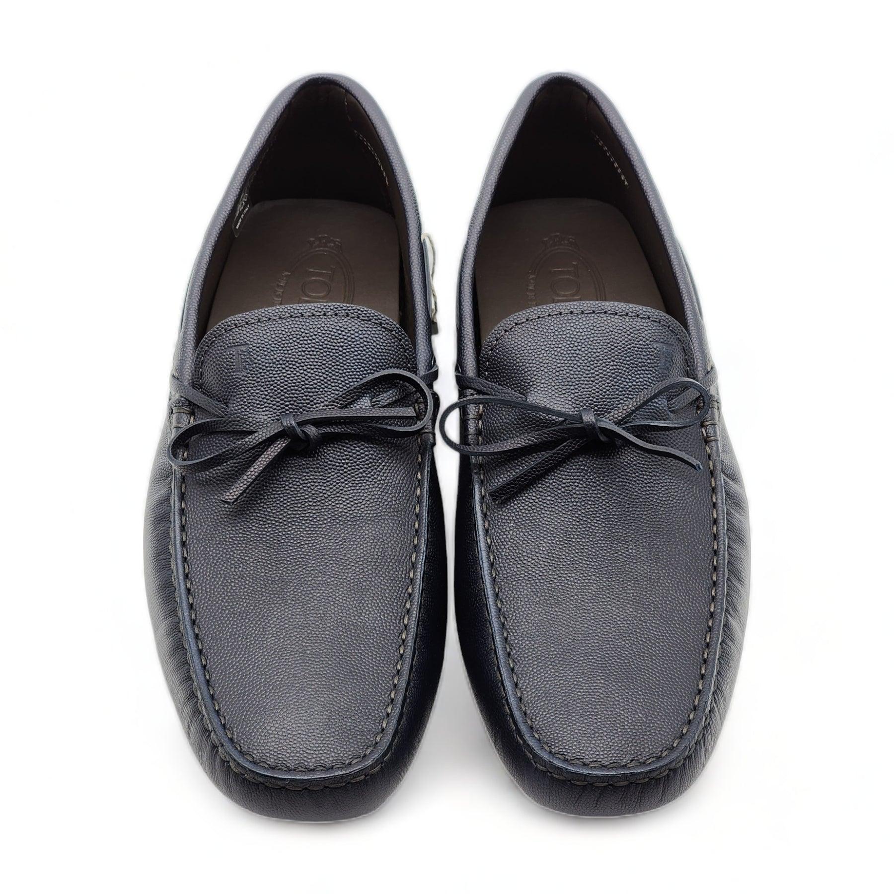 Mocasines Tods Gommino de piel, Mocasines Tods Gommino de firma. 

Más información:
Material: Piel de becerro
Slip-on
Parte superior: 100% piel de ternero
Plantilla: 100% Piel de becerro
Suela: goma
Color: Azul
Talla: 11.5 US
País: Italia