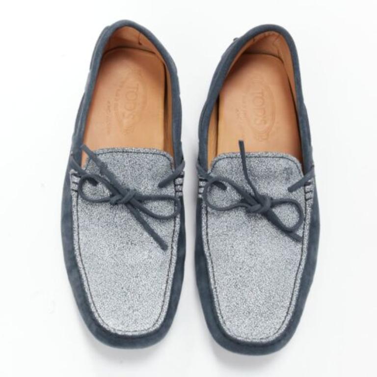 TOD'S Gommino navy suede white top dot sole driving loafers UK8 EU42
Reference: JSLE/A00086
Brand: Tod's
Collection: Gommino
Material: Leather
Color: Navy, White
Pattern: Solid
Closure: Self Tie
Lining: Nude Leather
Extra Details: Signature Gommino