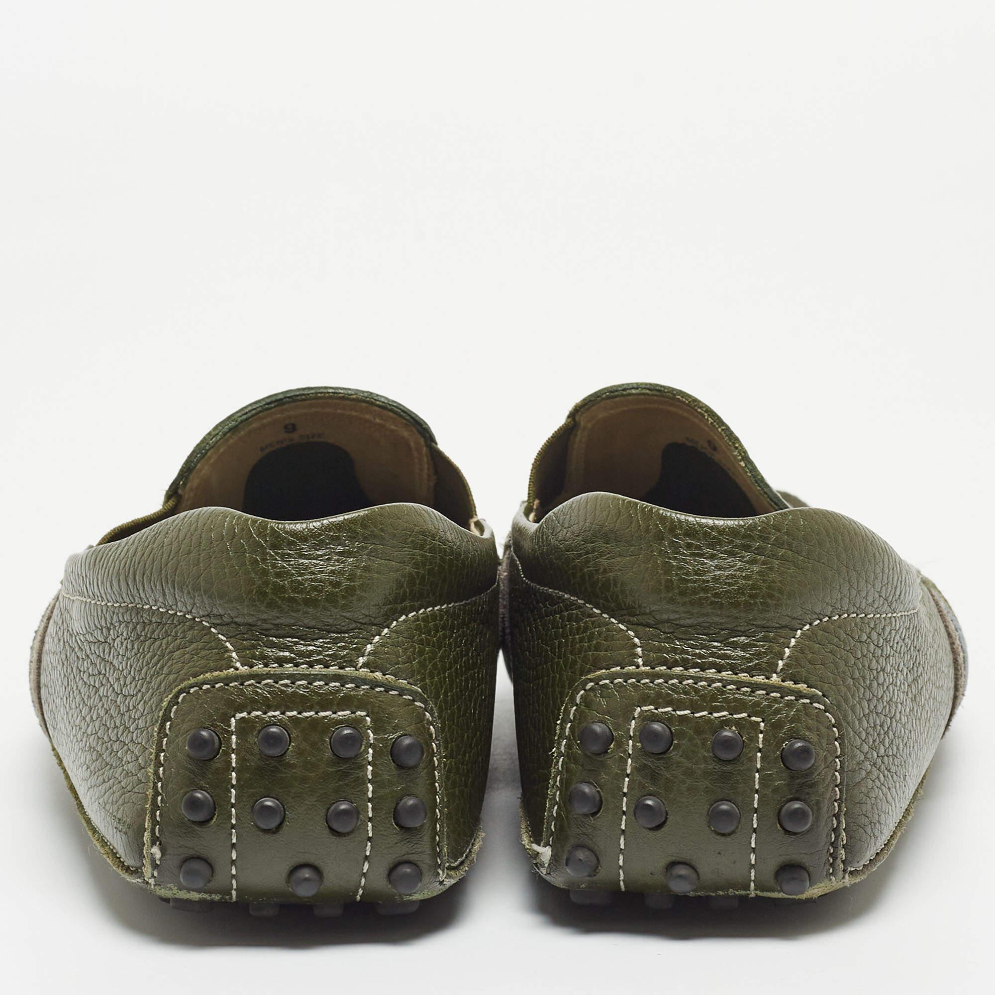 Men's Tod's Green Leather Slip On Loafers Size 43 For Sale