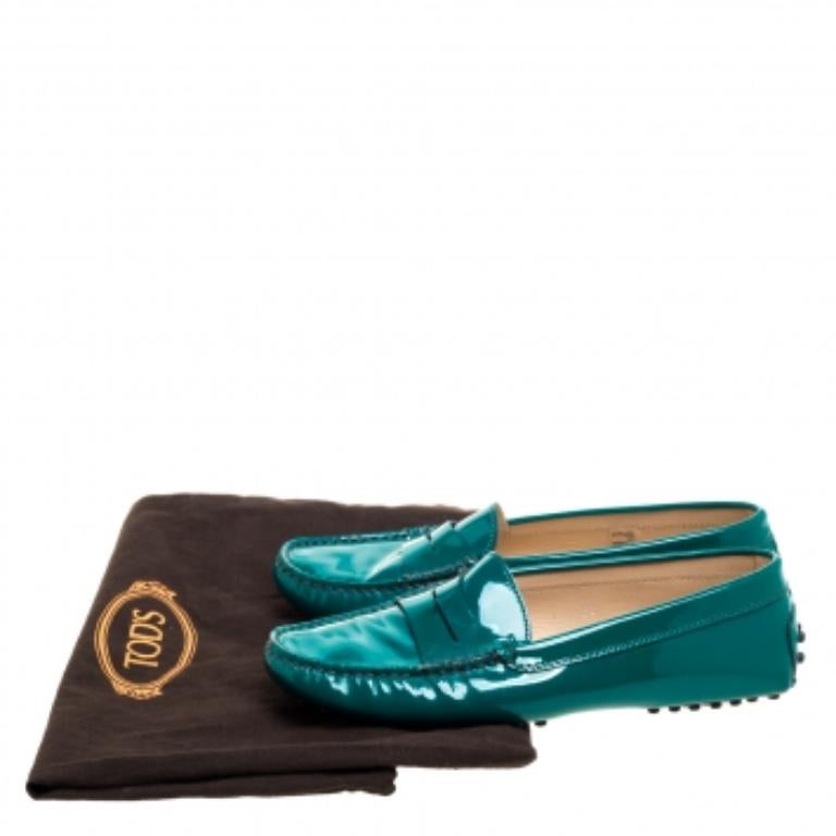 Tod's Green Patent Leather Gommini Penny Loafers Size 36 For Sale 5