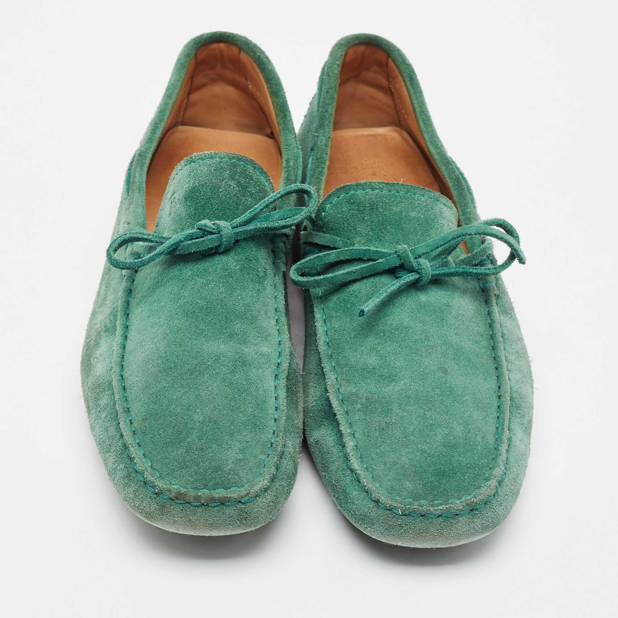 Gray Tod's Green Suede Bow Loafers Size 42 For Sale