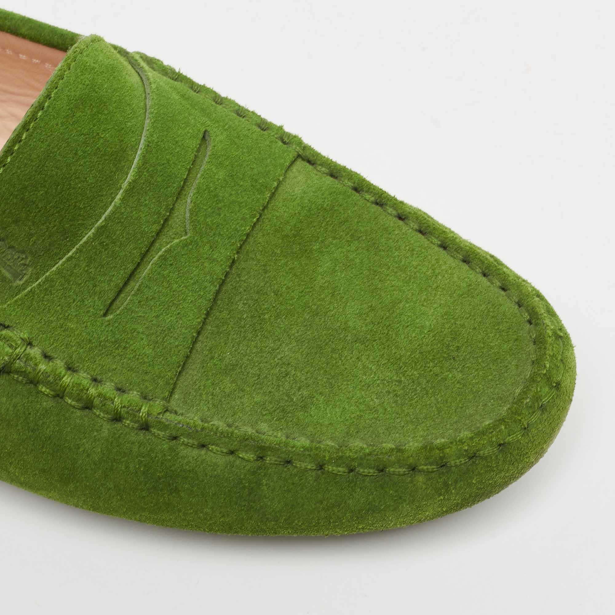 Tod's Green Suede Penny Loafers Size 39 For Sale 4