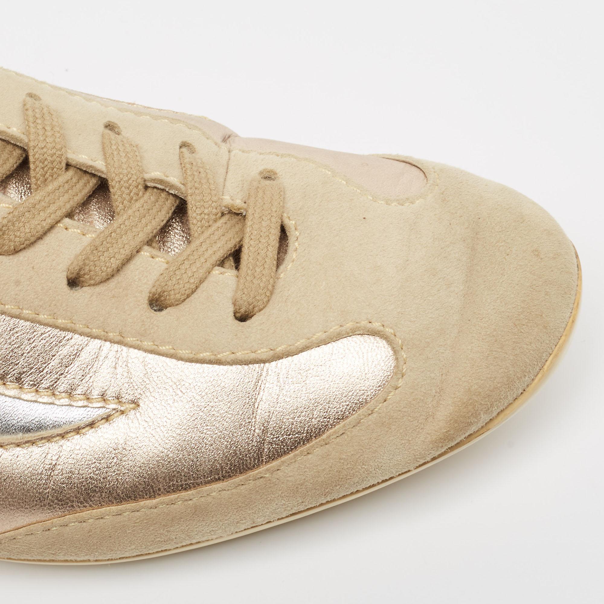 Tod's Grey/Beige Suede and Leather Low Top Sneakers Size 37.5 For Sale 3