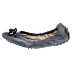 Tod's Grey/Black Patent And Leather Buckle Detail Scrunch Ballet Flats Size 36.5