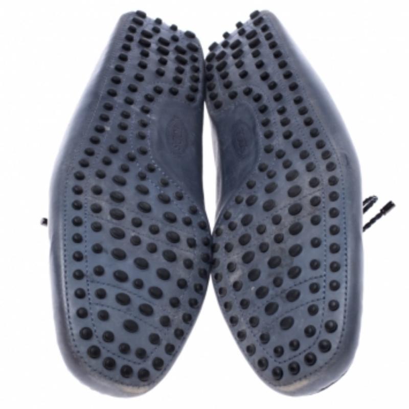 Noir Tod's - Mocassins en cuir gris avec nœud Taille 45.5 en vente