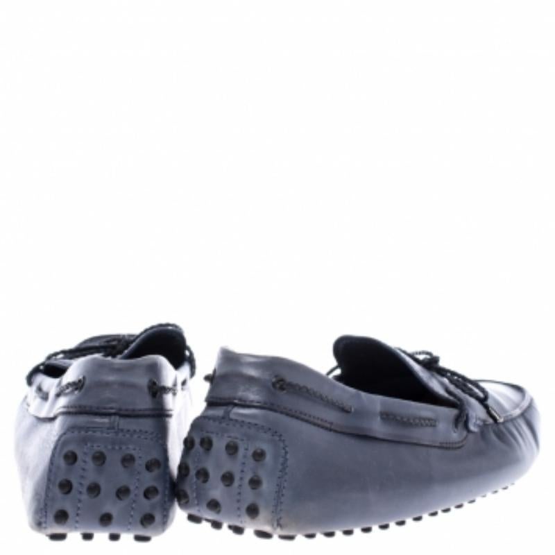 Tod's - Mocassins en cuir gris avec nœud Taille 45.5 en vente 1