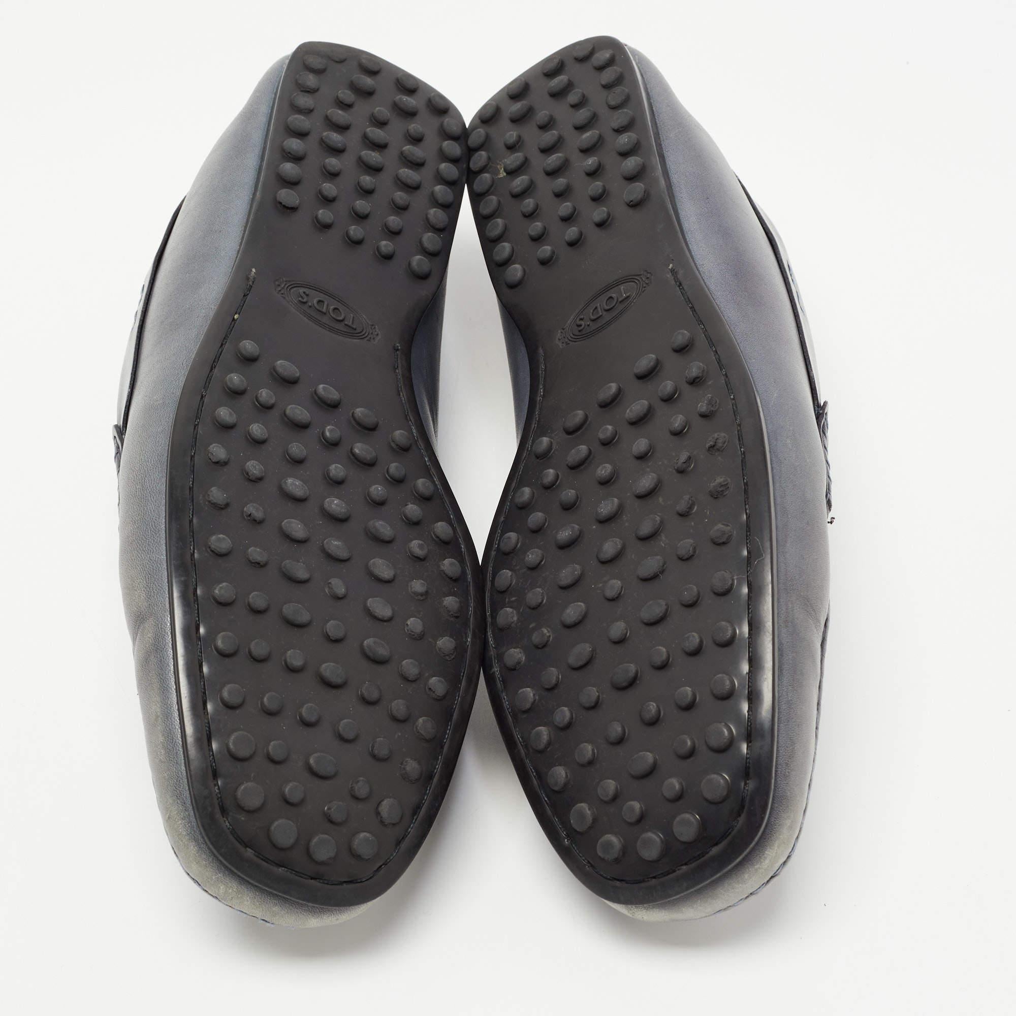 Tod's Grey Leather Penny Loafers Size 42 For Sale 1