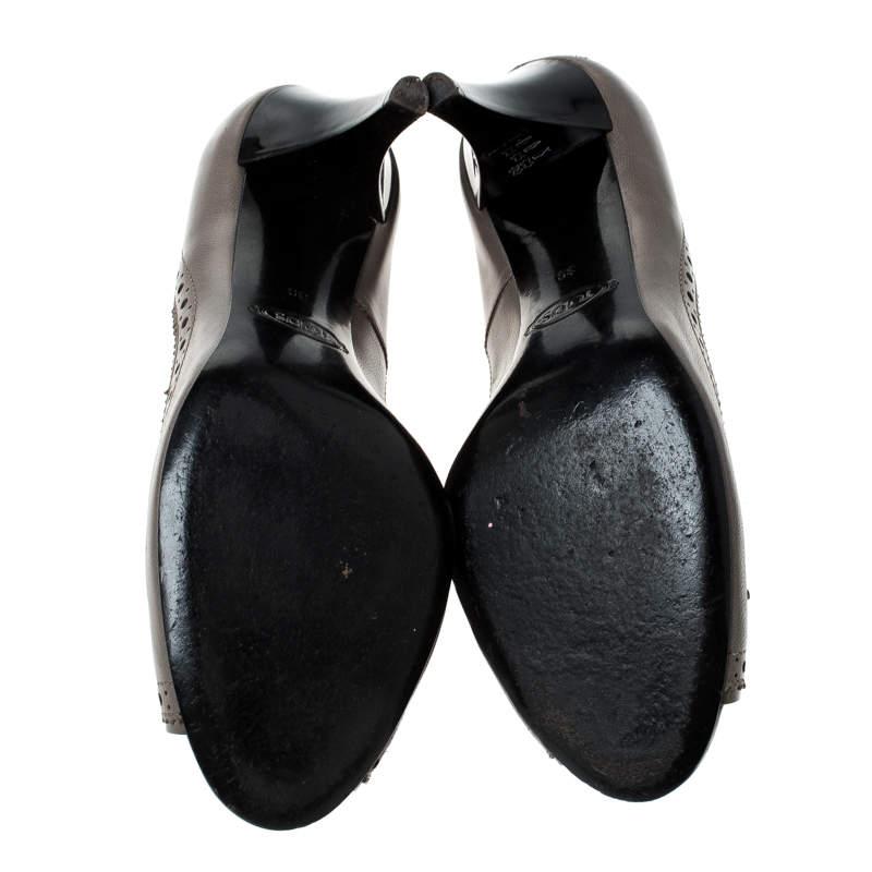 Tod's Graue Peep Toe Pumps aus Leder mit Quaste Größe 39 1
