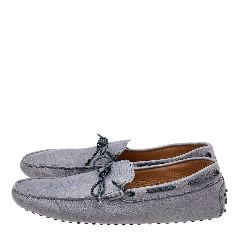Tod's Grey/Navy Blue Leather Braided Bow Slip On Loafers Size 47 In Good Condition For Sale In Dubai, Al Qouz 2