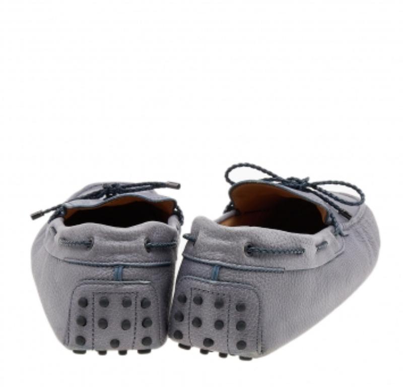 Tod's Grey/Navy Blue Leather Braided Bow Slip On Loafers Size 47 For Sale 2