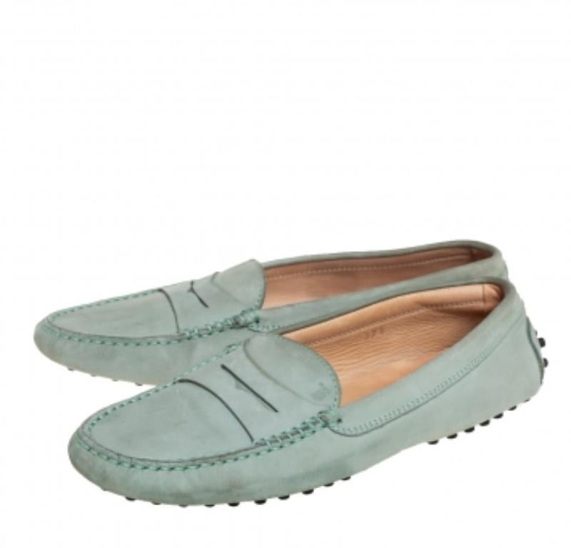 Mocasines Tod's Slip On de piel de nobuck gris talla 37.5 Gris en venta