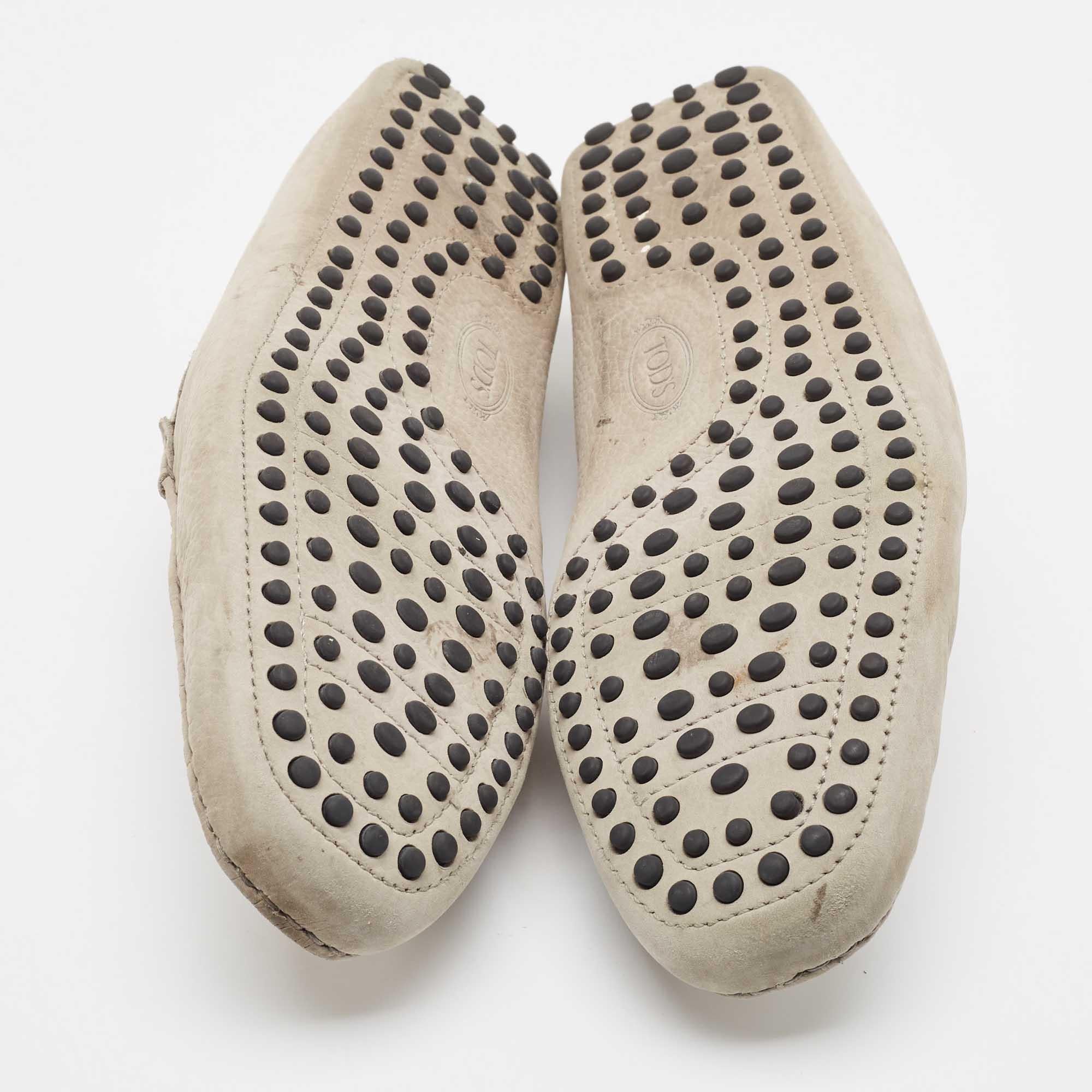 Tod's Grey Nubuck Leather Slip On Loafers Size 42 For Sale 1