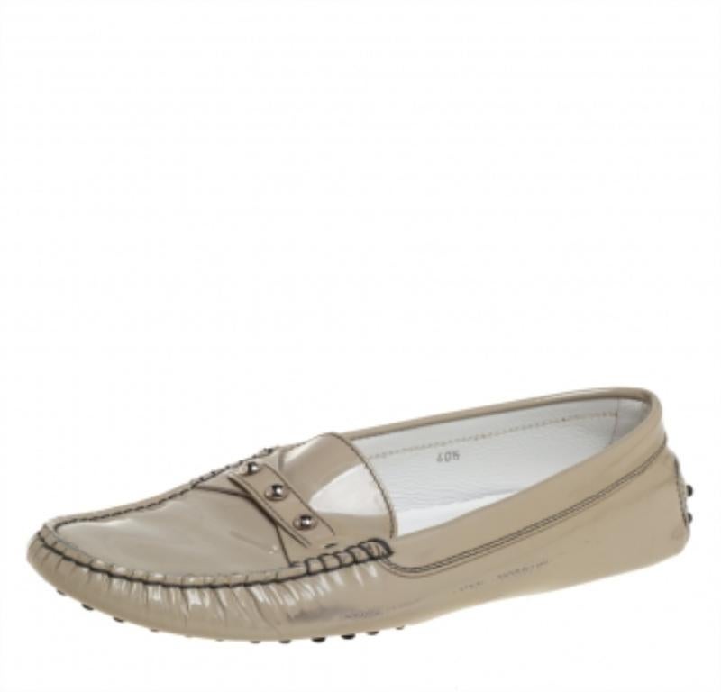 Brown Tod's Grey Patent Leather Slip on Loafers Size 40.5 For Sale