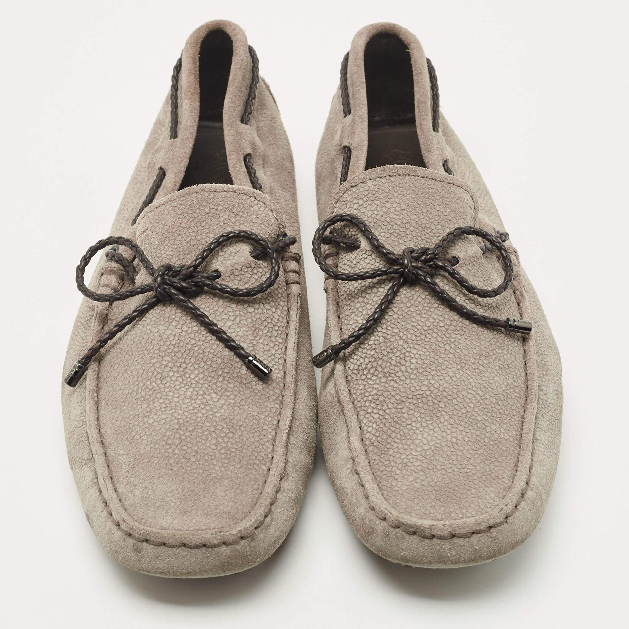 Marron Tod's - Mocassins en daim gris avec nœud Taille 41.5 en vente