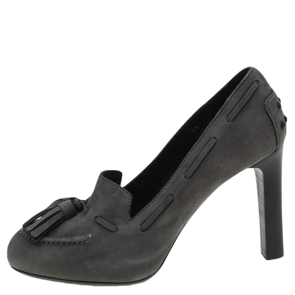 Women's Tod's Grey Suede Tassel Loafer Pumps Size 35 For Sale