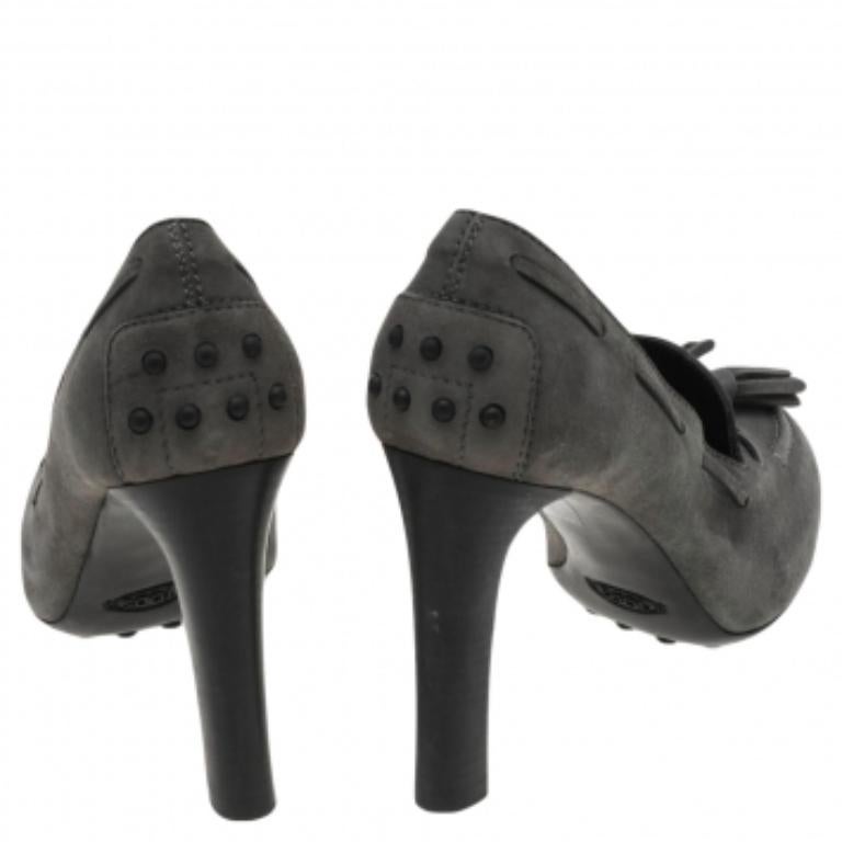 Tod's Grey Suede Tassel Loafer Pumps Size 35 For Sale 2