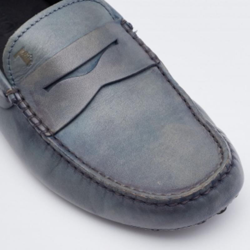 Tod's Mocassins en cuir bicolore gris Taille 40 Pour hommes en vente