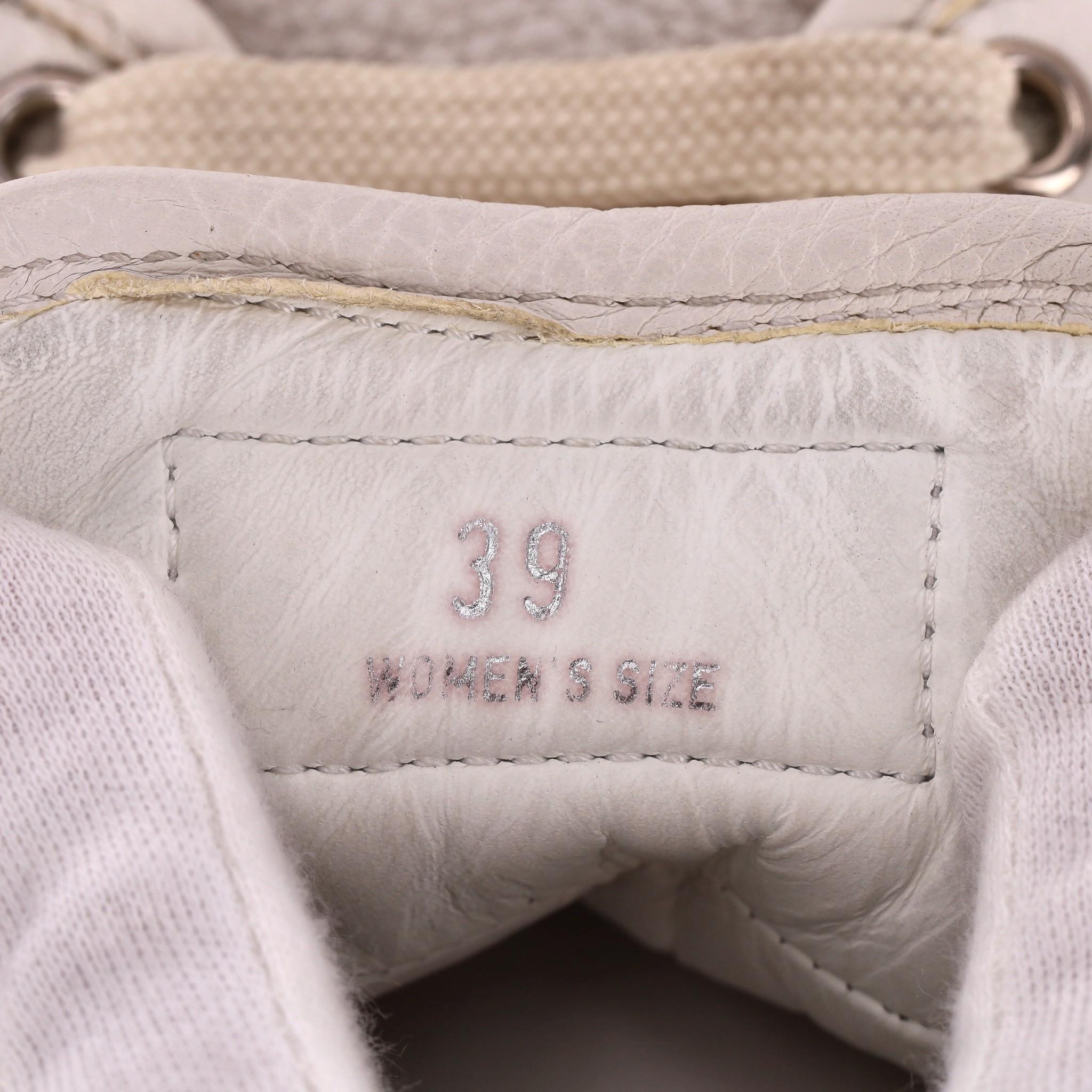 Tod's Leather Sneakers For Sale 2