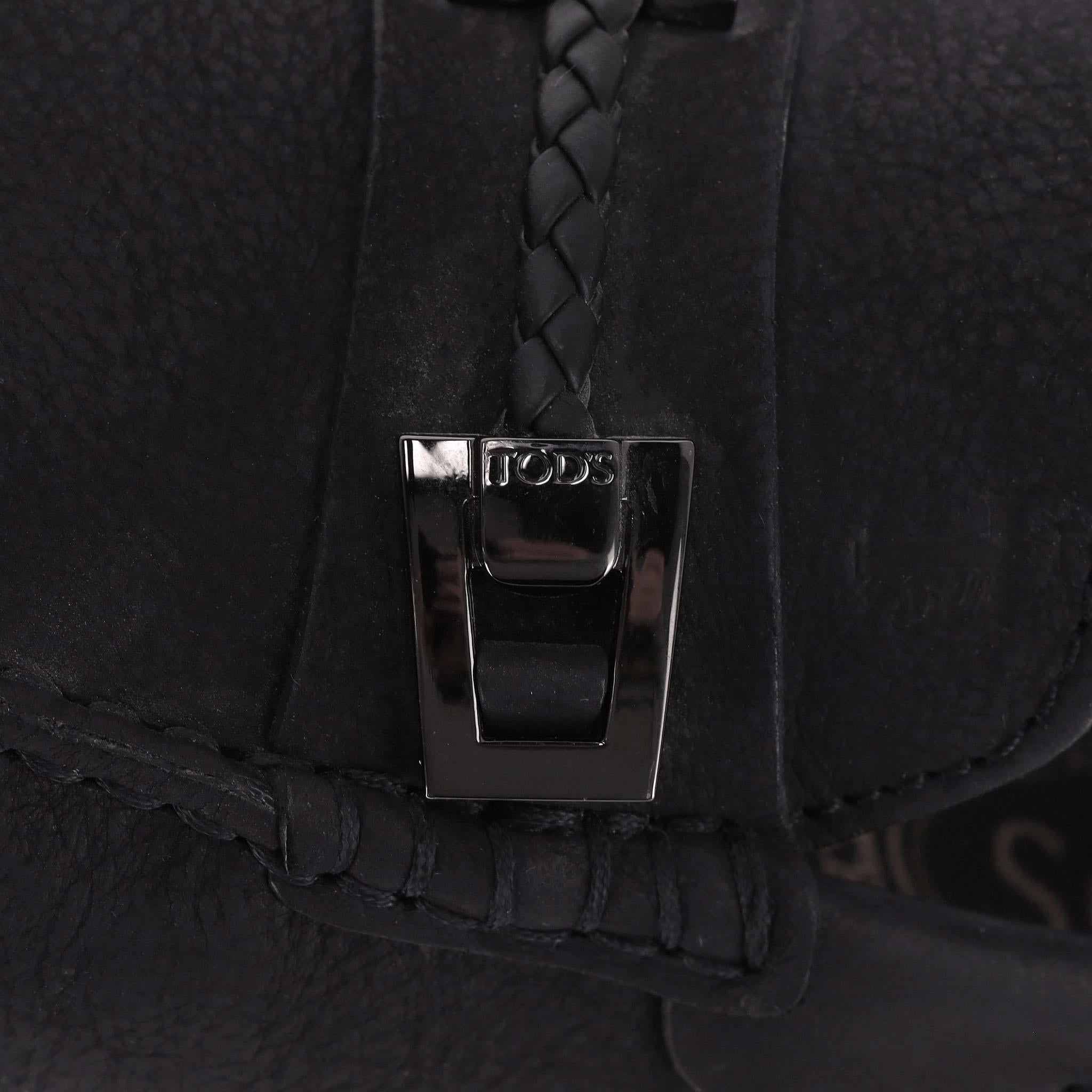 Tod's Leo Clamp City Gommino Mocassins en cuir nubuck en vente 2