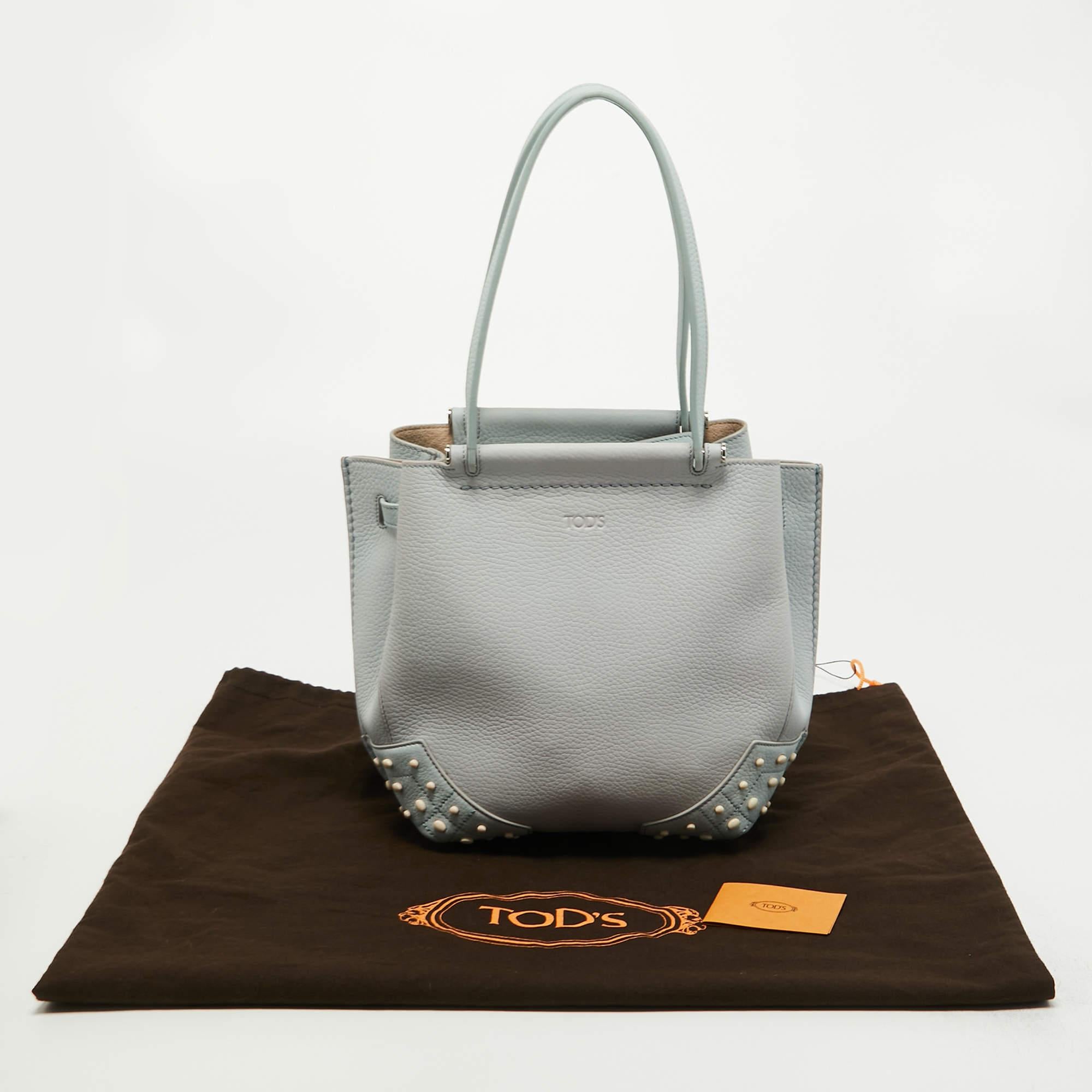 Tod's Light Blue Leather Wave Tote For Sale 8
