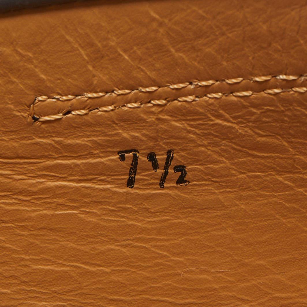 Tod's Light Brown Leather Slip On Loafers Size 41.5 For Sale 3
