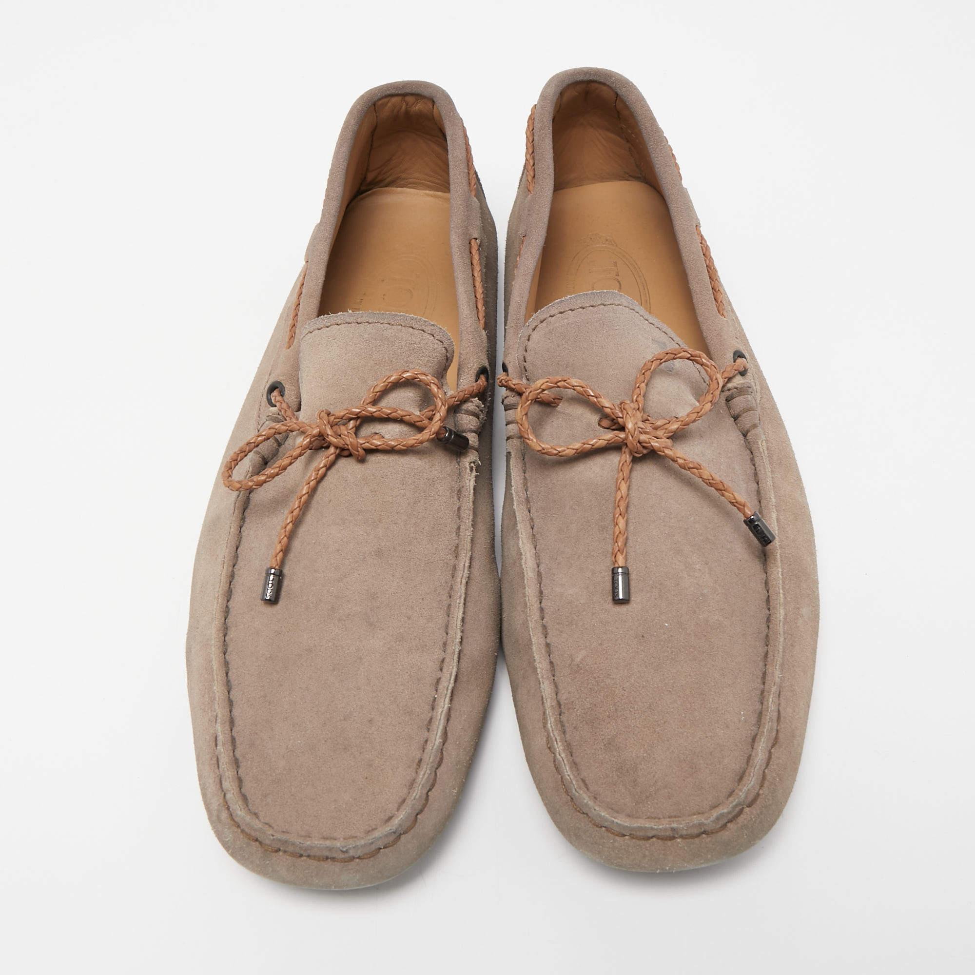 Marron Tod's Light Brown Suede Bow Slip On Loafers Size 43 en vente