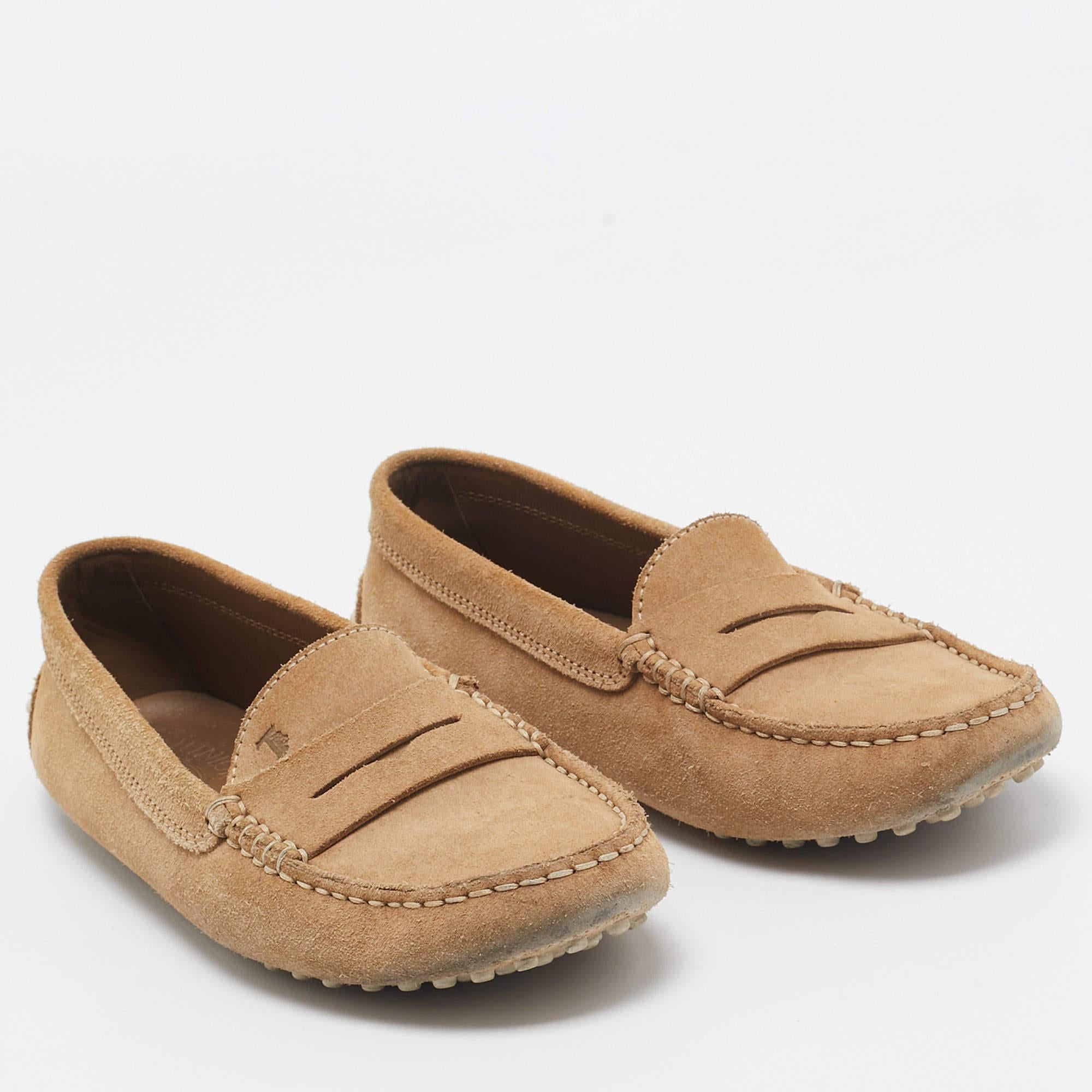 Women's Tod's Light Brown Suede Penny Loafers Size 35 For Sale