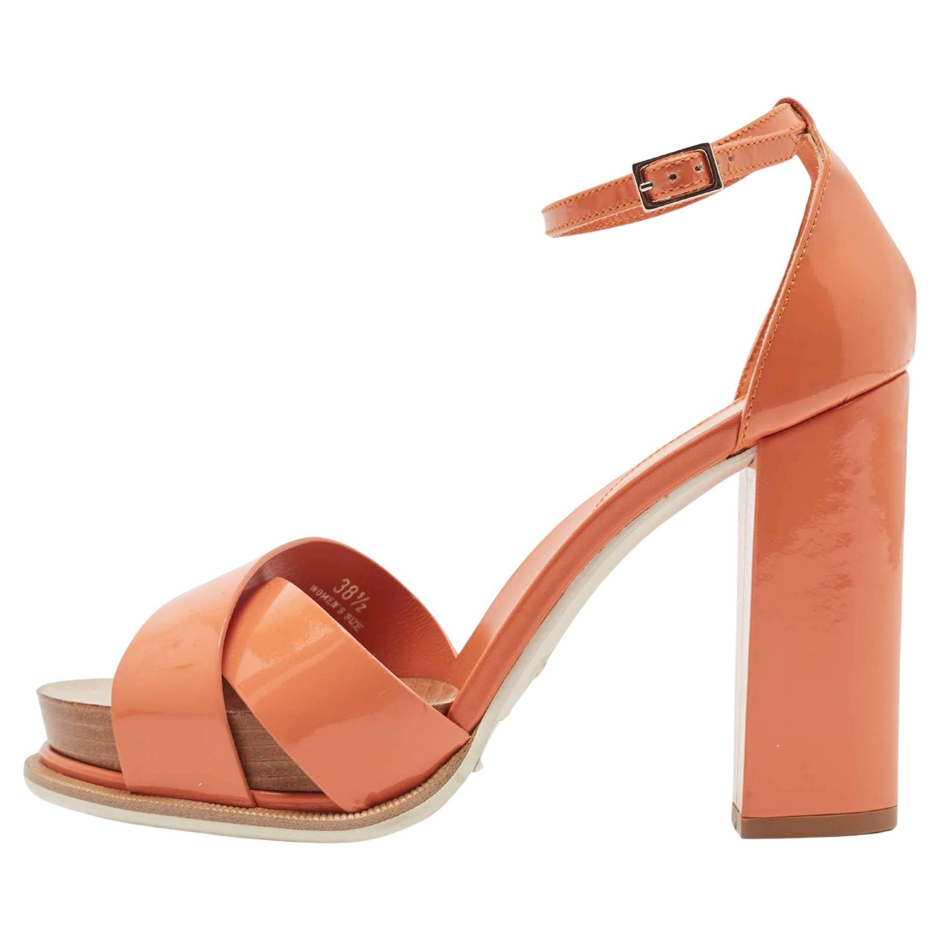 Tod's Light Orange Patent Leather Block Heel Ankle Strap Sandals Size 38.5 For Sale