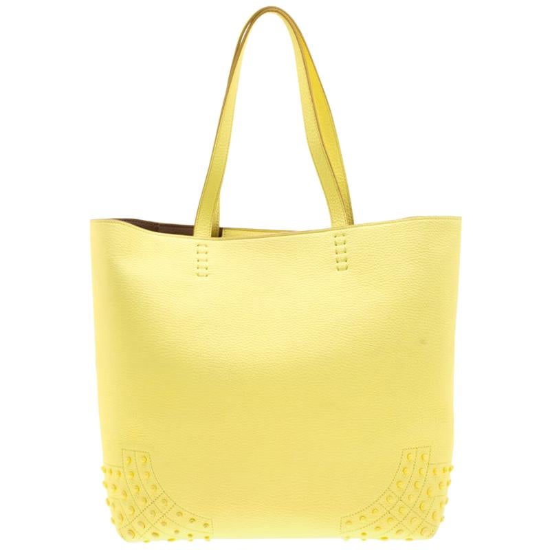 Tod's Light Yellow Leather Medium Wave Tote