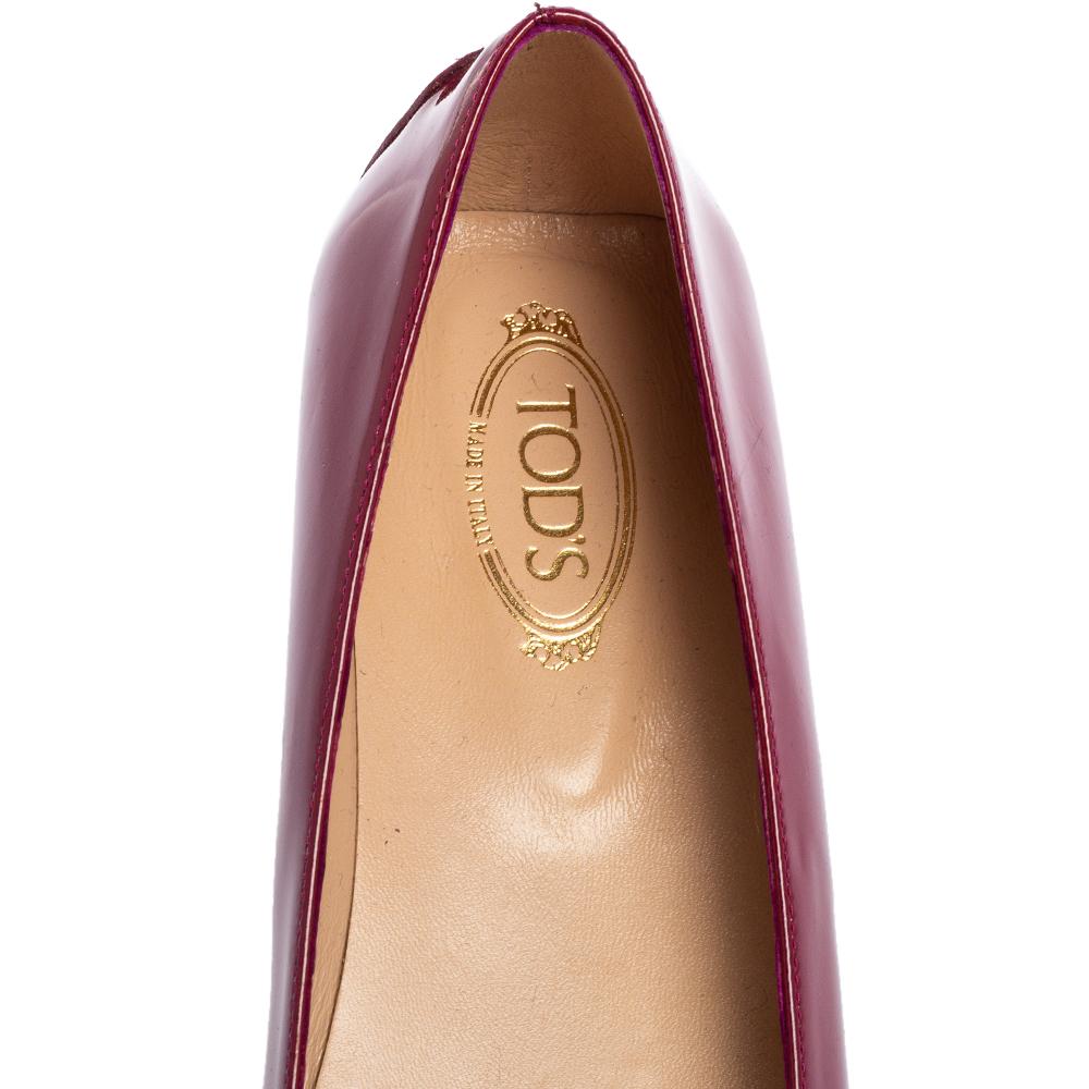 Brown Tod's Magenta Patent Leather Round Toe Ballet Flats Size 40