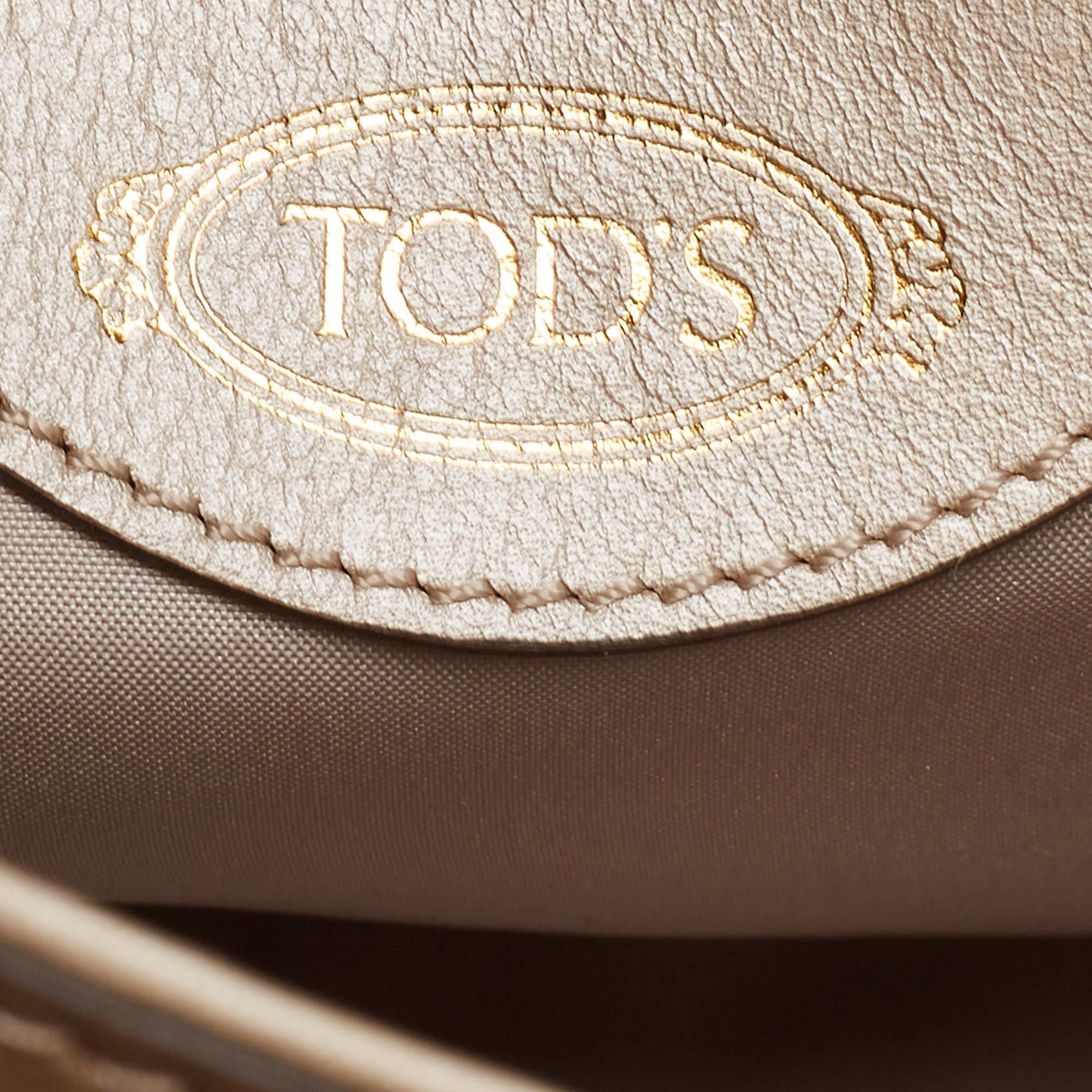Tod's Metallic Beige Leather Small Studded Flower Tote For Sale 5