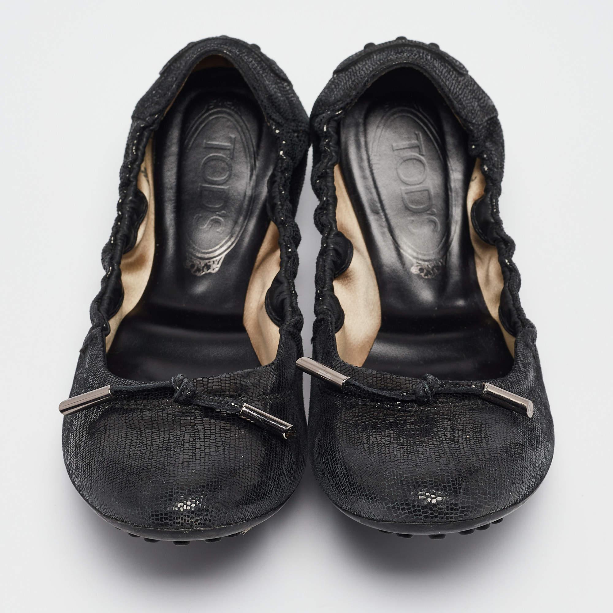 Bailarinas Tod's Metallic Black Textured Suede Scrunch Talla 37.5 Negro