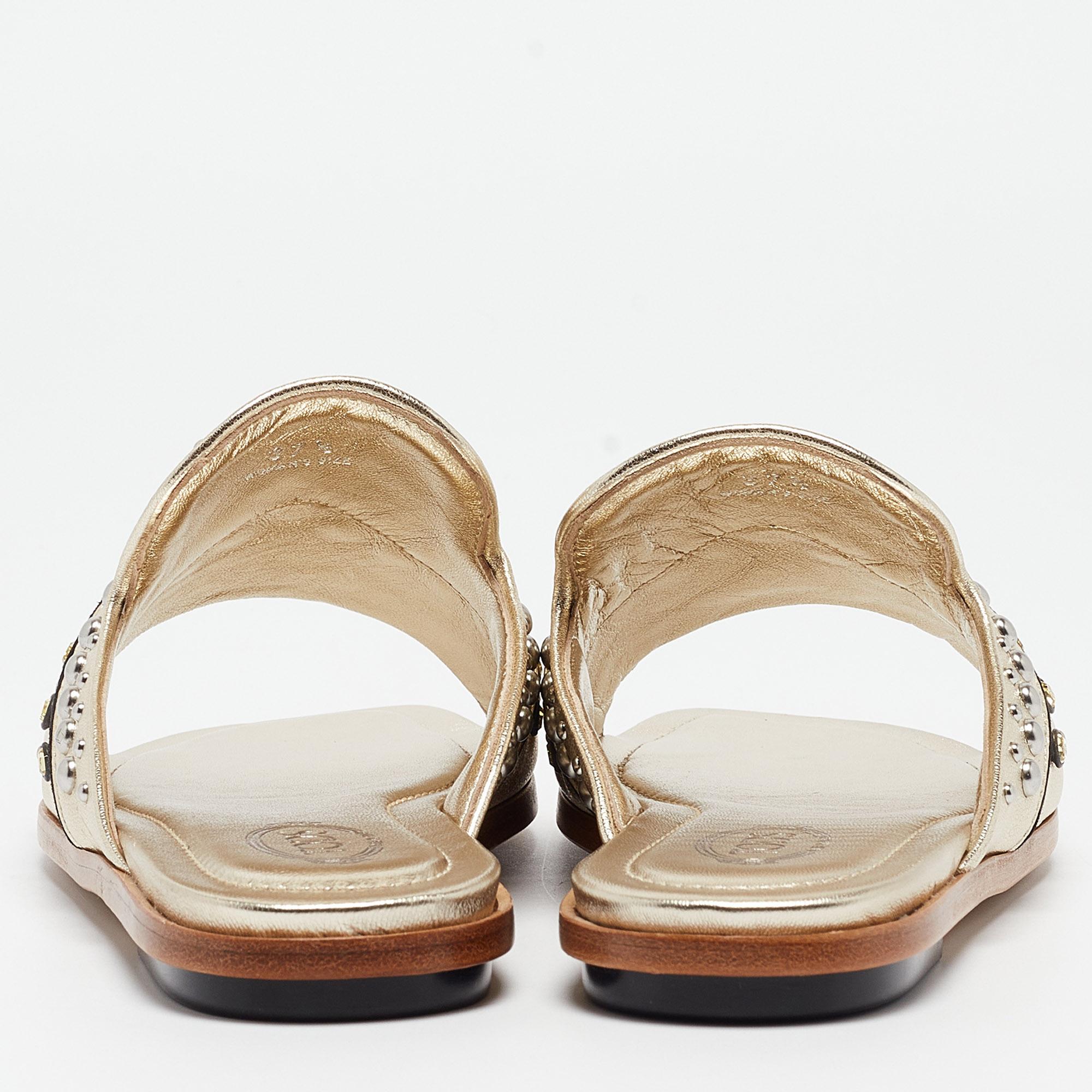 Tod's Metallic Gold Leather Studded Embellished Flat Slides Size 37.5 For Sale 1