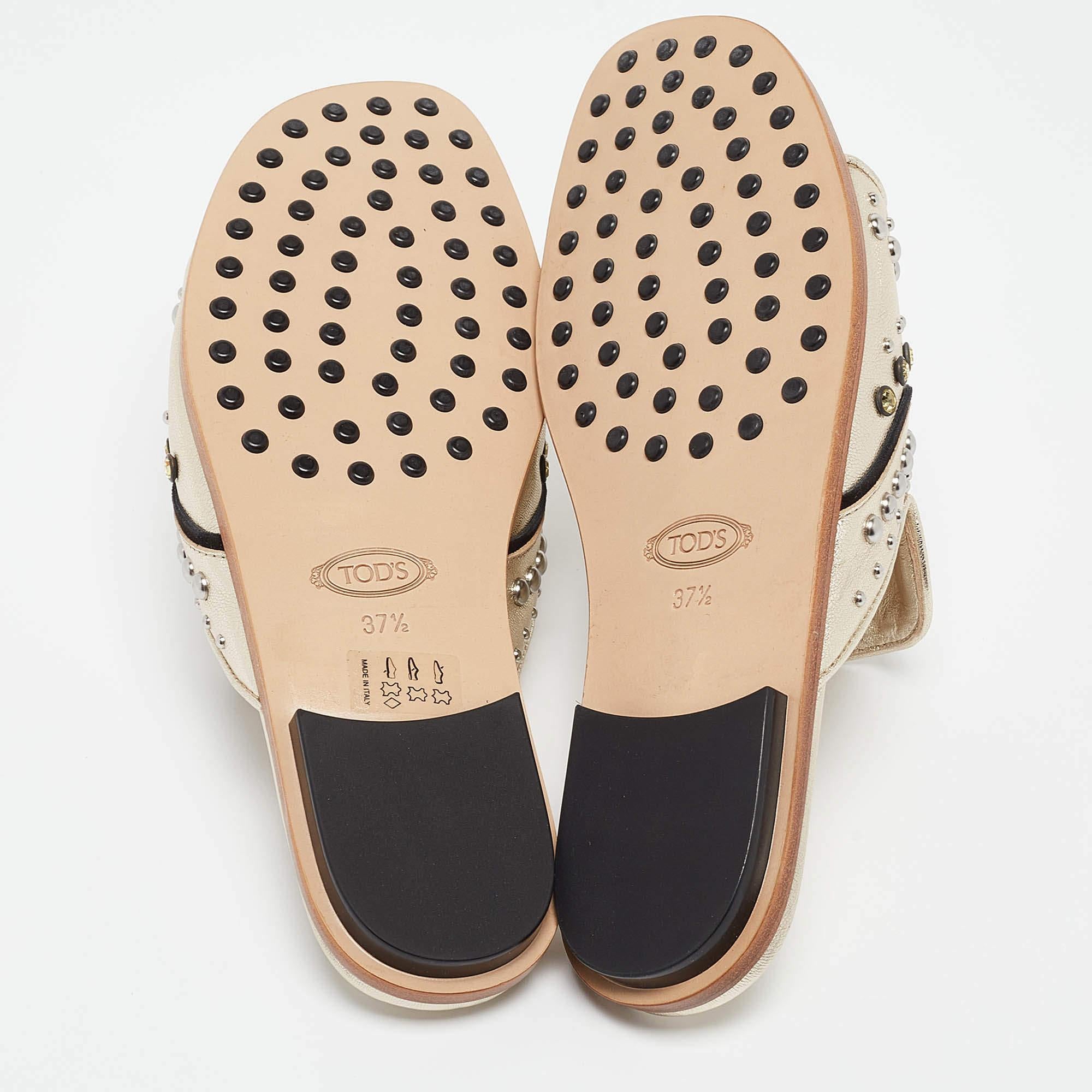 Tod's Metallic Gold Leather Studded Embellished Flat Slides Size 37.5 For Sale 2