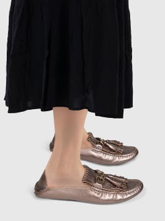 Tod's Mules de borla con cadena de piel metalizada Talla IT 39.5