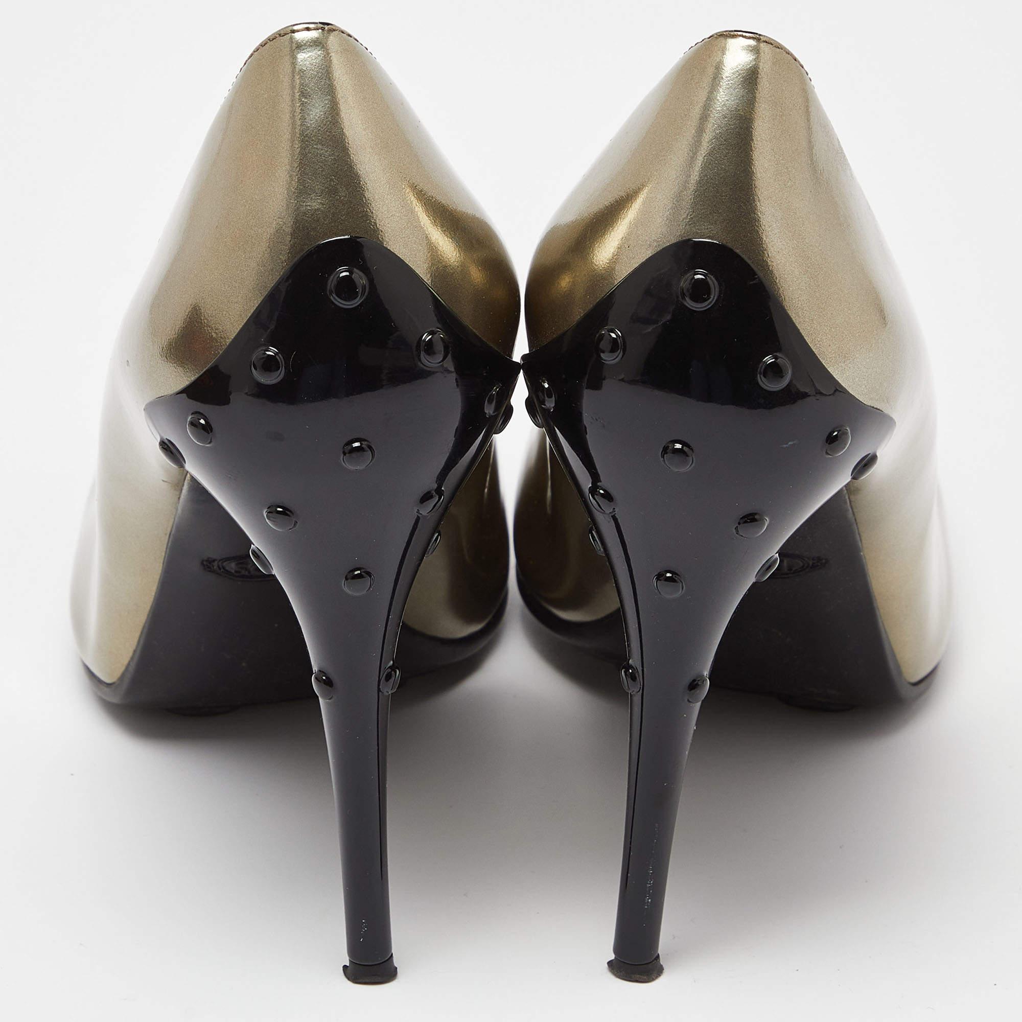 Women's Tod's Metallic Leather Round Toe Pumps Size 40 For Sale