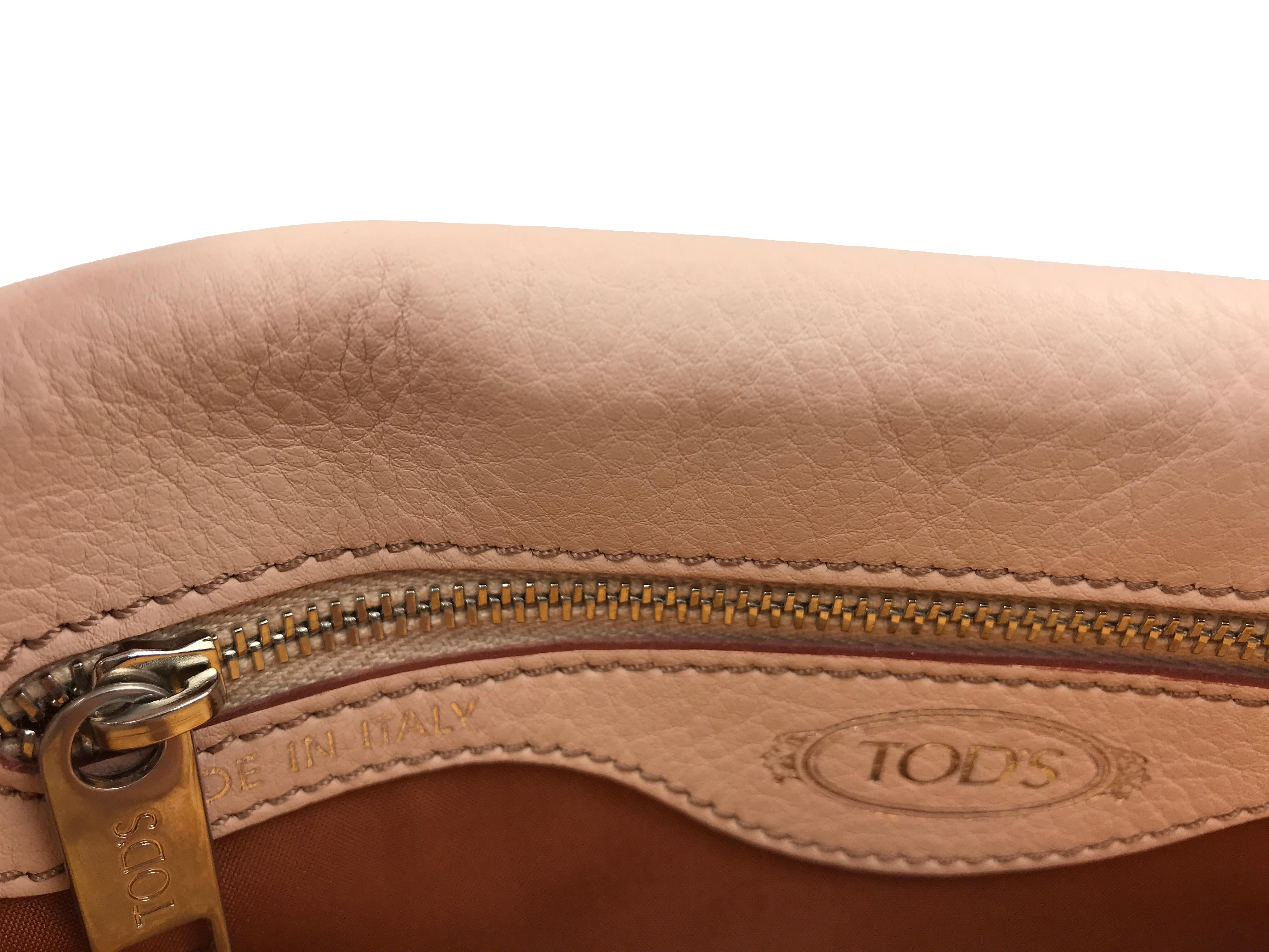 Tod's - Mini sac porté épaule en cuir rose à double T pour femme Pour femmes en vente