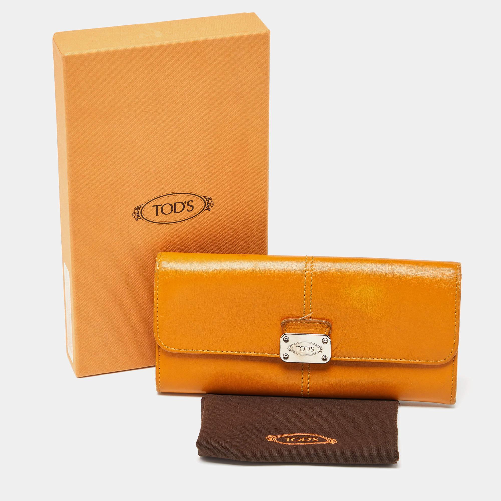 Tod's Mustard Leather Plaque Logo Continental Flap Wallet 2